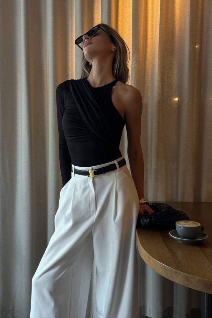 Необычный боди CULT-2010A330