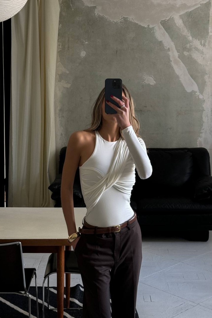 Необычный боди CULT-2010A330