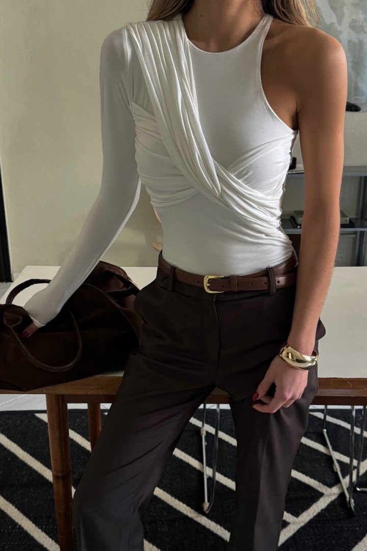 Необычный боди CULT-2010A330