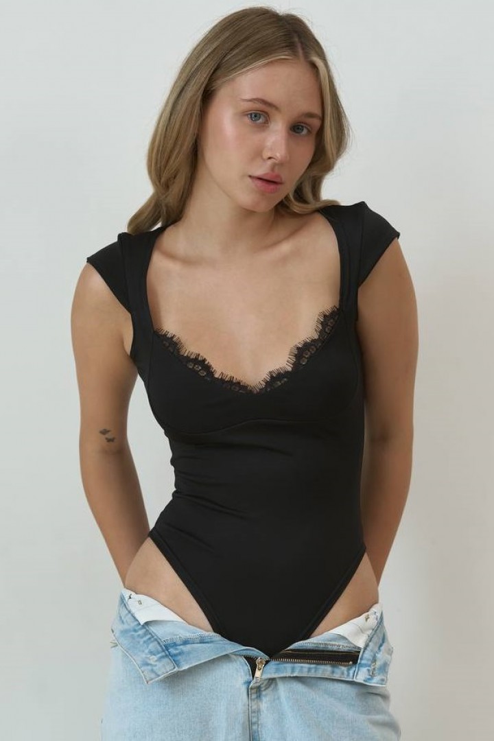 Боди с кружевом SSY-019A350