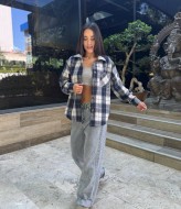 Жіноча сорочка з накладним карманом MIK-1637A450