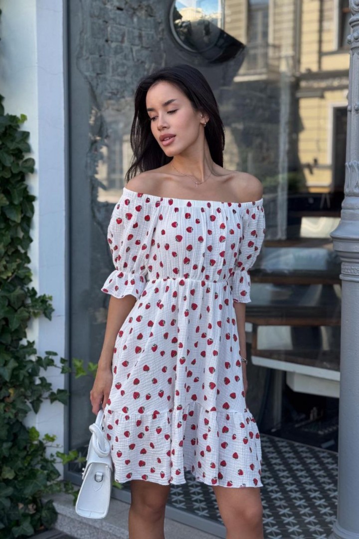 Красивое платье с открытыми плечами MIK-2467A390