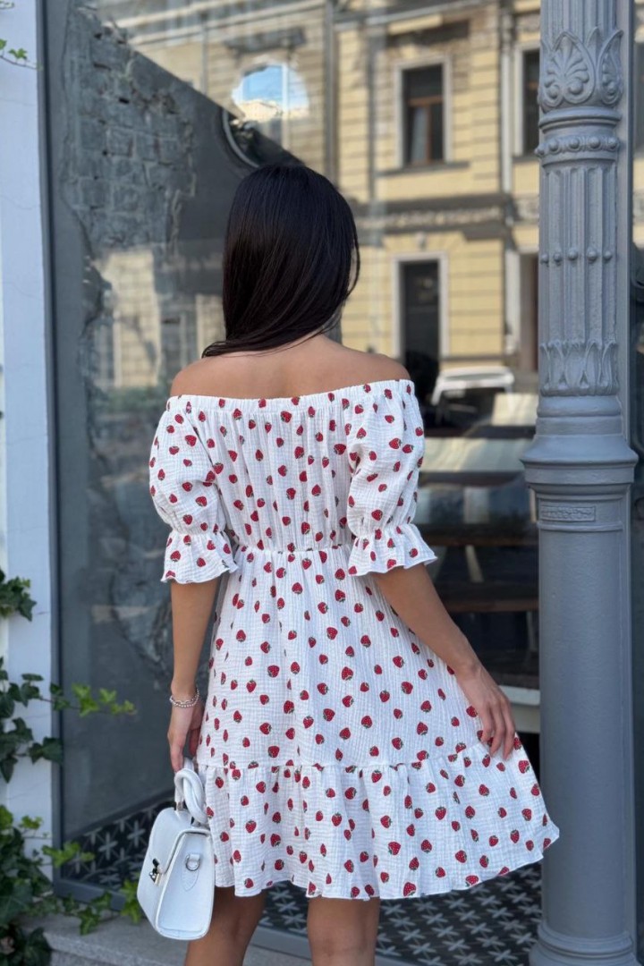 Красивое платье с открытыми плечами MIK-2467A390