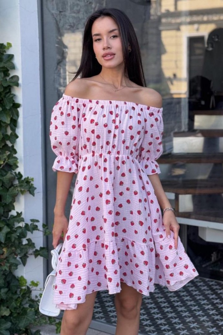 Красивое платье с открытыми плечами MIK-2467A390