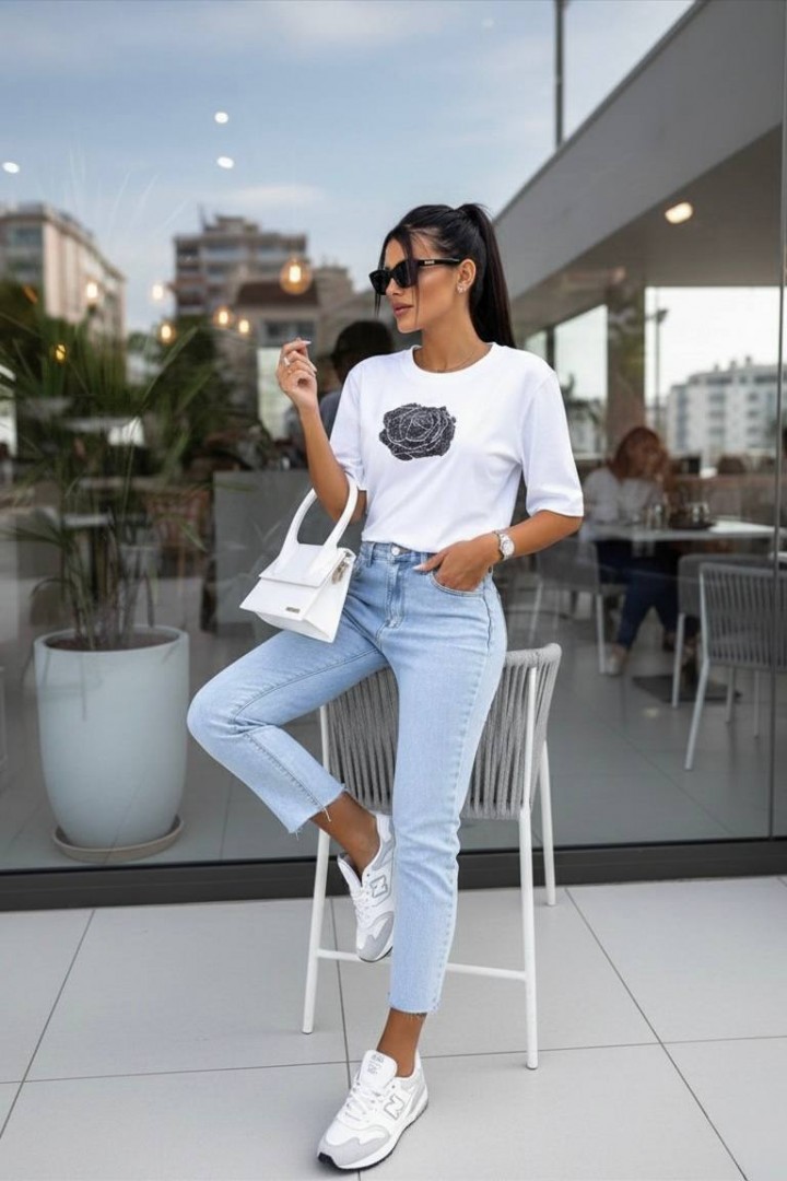 Женская футболка IO-717A280