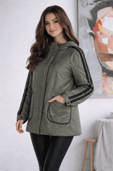 Женская демисезонная куртка OZM-M55A300