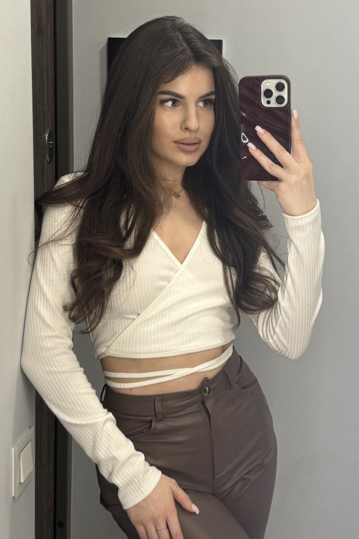 Топ на запах с завязками на талии MIK-1382A210