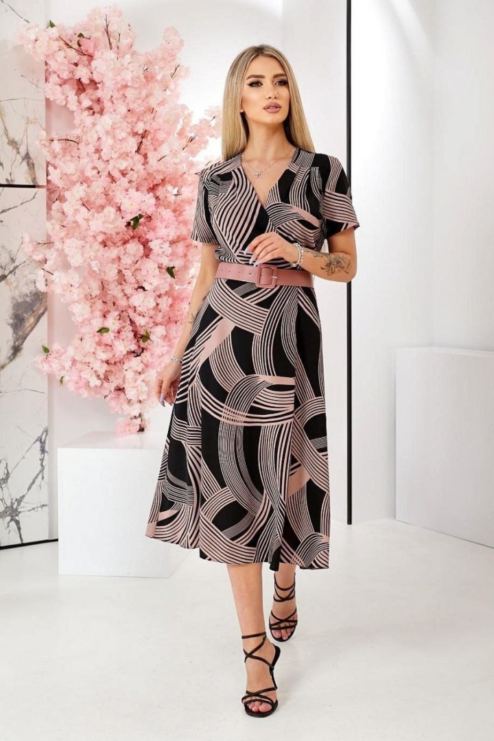 Платье полуприталенное GOL-1906A800