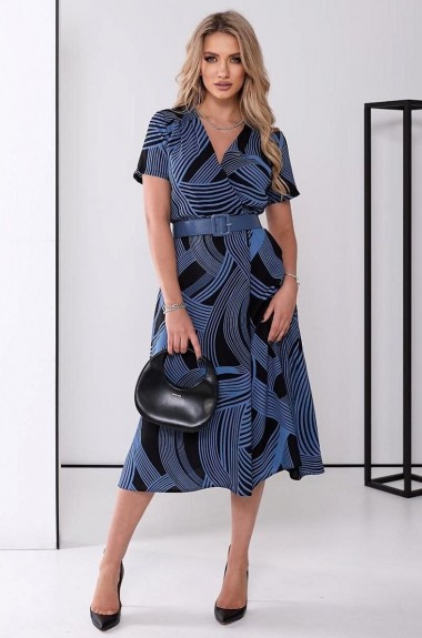 Платье полуприталенное GOL-1906A800