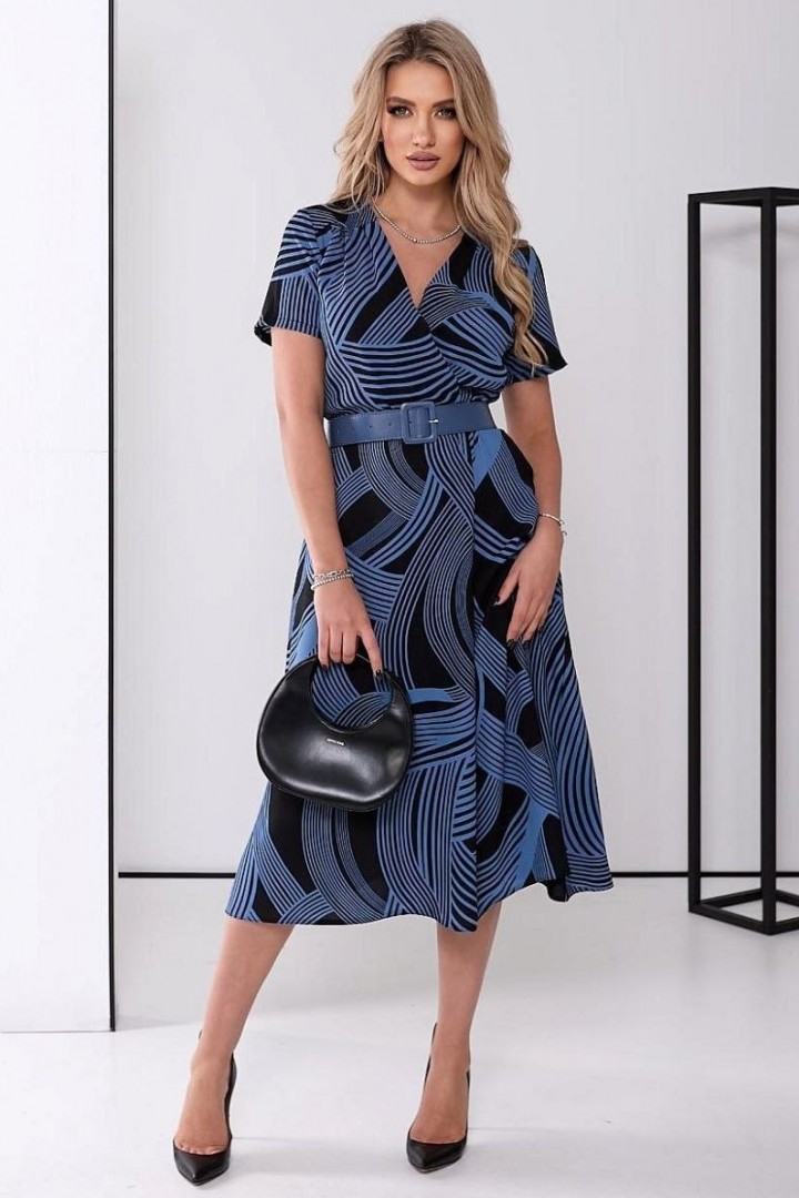 Платье полуприталенное GOL-1906A800