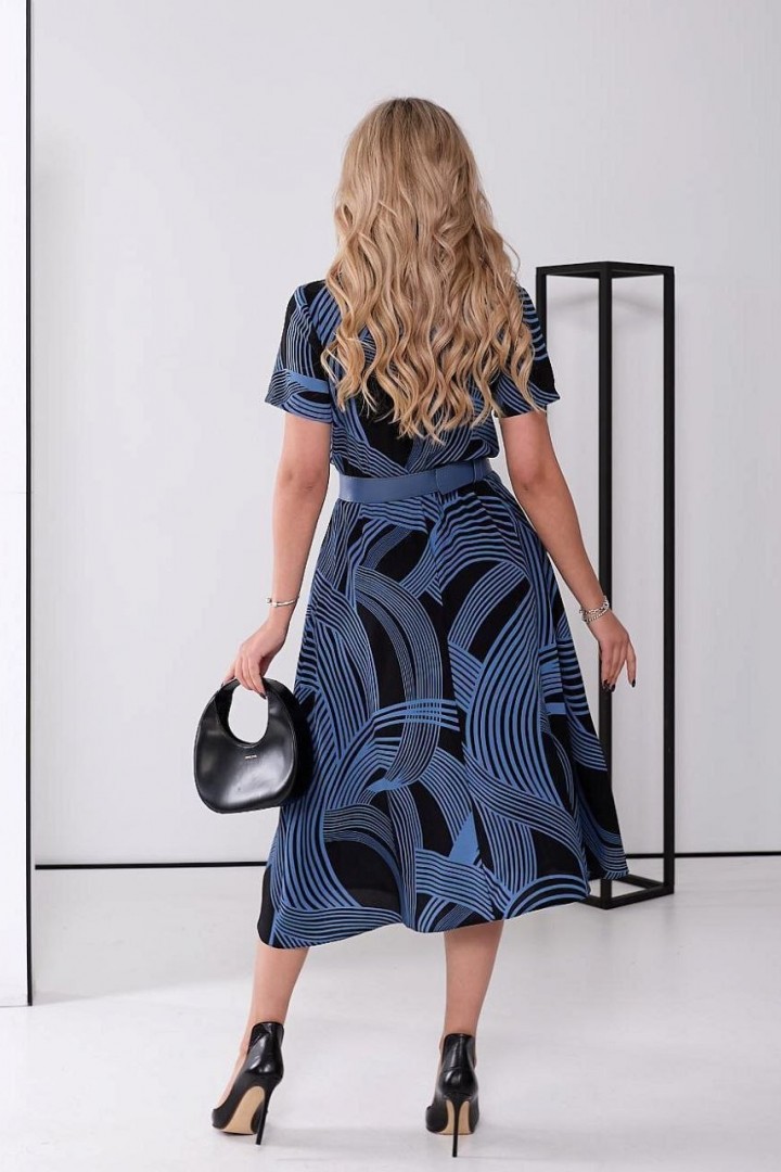 Платье полуприталенное GOL-1906A800