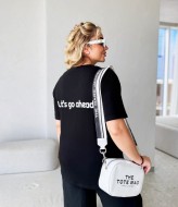 Женская футболка с надписью ELR-1091A350