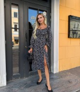 Летнее платье с разрезом на ноге  SC-6044A390