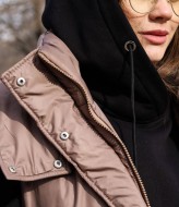 Теплая женская жилетка OZM-701A400