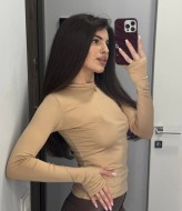 Лонгслив с вырезом для пальчиков MIK-5134A159