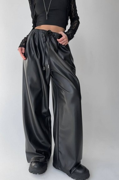 Кожаные объемные штаны DMP-A7240A350 Кожаные объемные штаны DMP-A7240A350