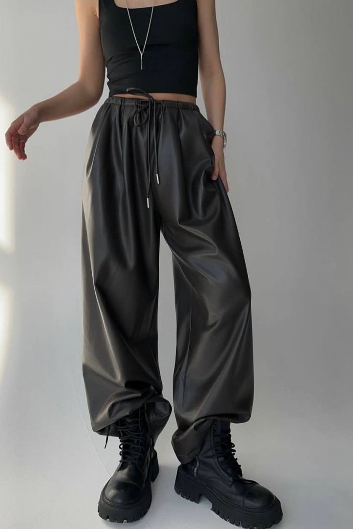 Кожаные объемные штаны DMP-A7240A350