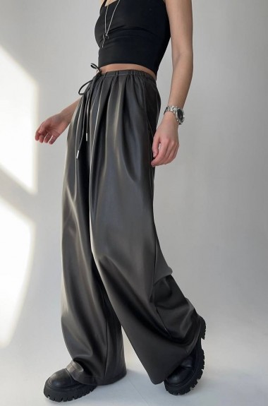 Кожаные объемные штаны DMP-A7240A350 Кожаные объемные штаны DMP-A7240A350