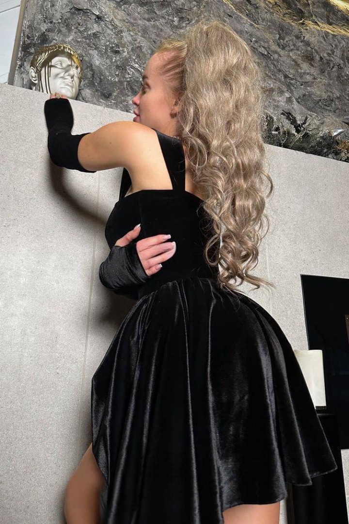 Бархатное платье с перчатками MOK-9153A550