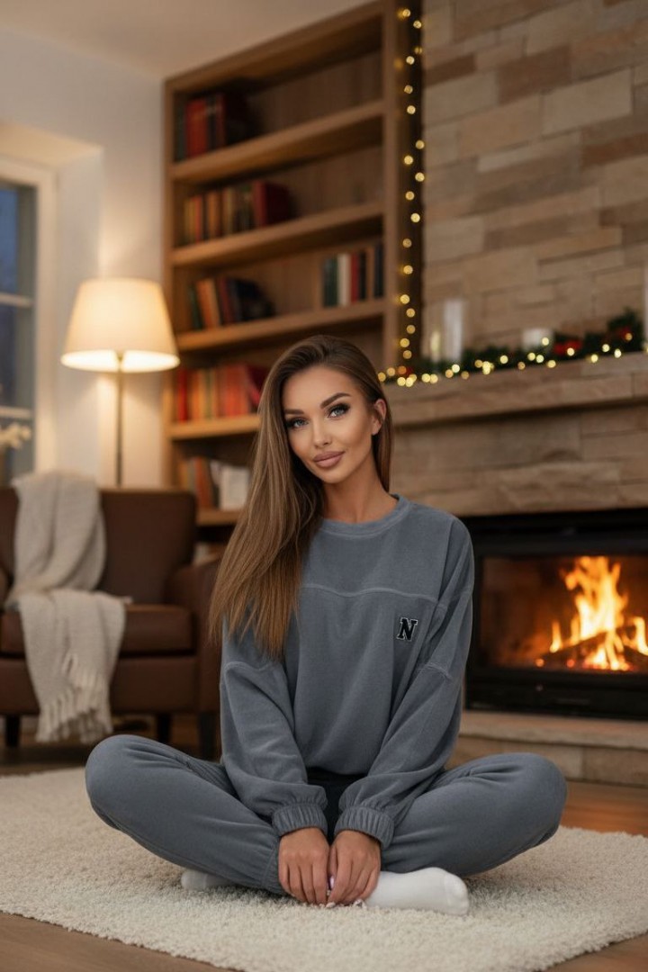 Велюрова піжама DG-d75A550