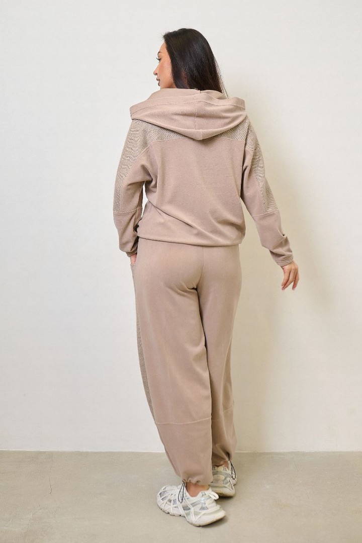 Костюм для прогулок женский  IS-231A1000