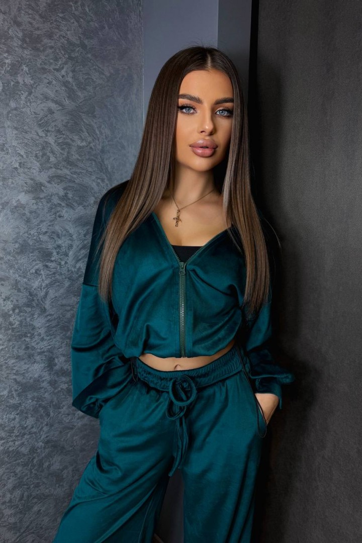 Велюровый костюм FAV-M513A680