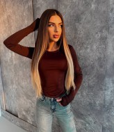 Стильний базовий лонгслів ELZ-621A200