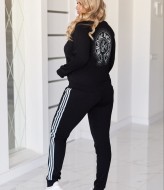 Костюм спортивный со стразами VOJ-330A900