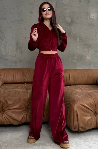 Женский велюровый спортивный костюм DMP-R1053A480 Женский велюровый спортивный костюм DMP-R1053A480