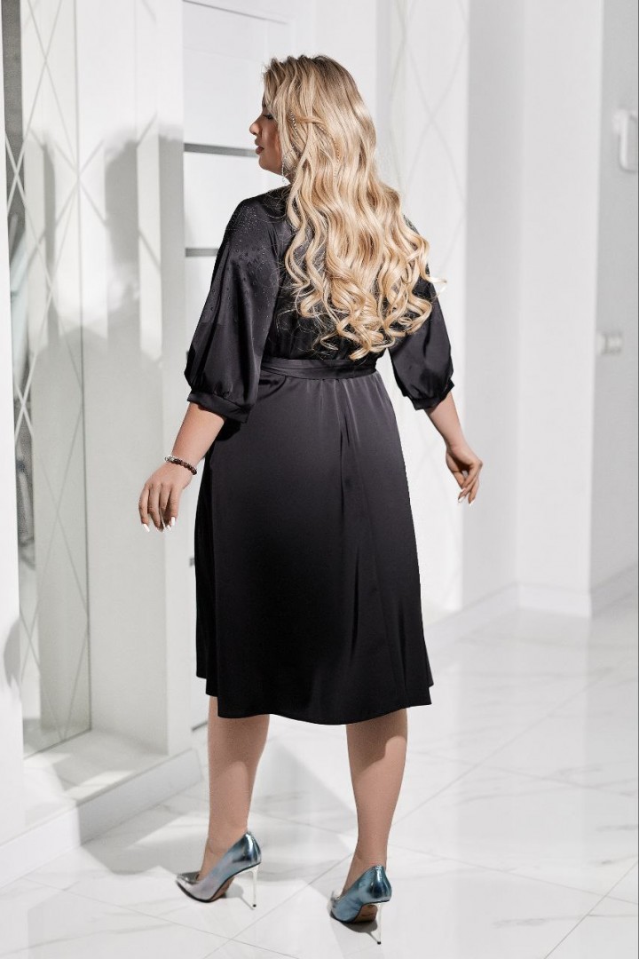 Нарядное платье со стразами VOJ-1062A650