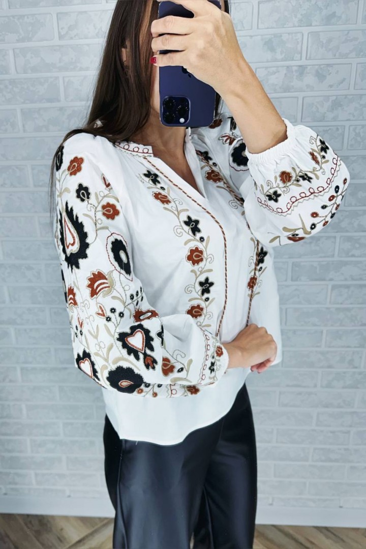 Блуза вышиванка AMU-5282A600