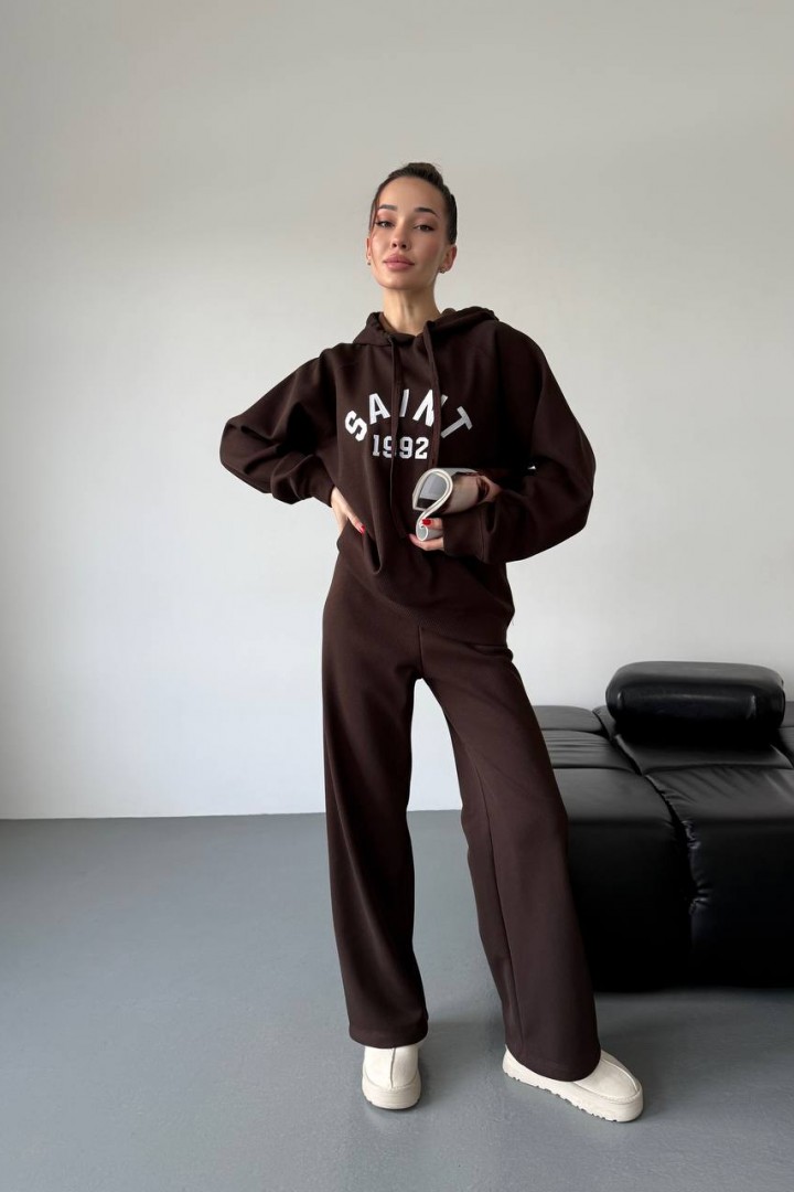 Костюм з вишивкою DMP-R1901A1100