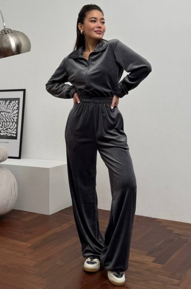 Велюровий комбінезон DMP-R1563A520 Велюровий комбінезон DMP-R1563A520