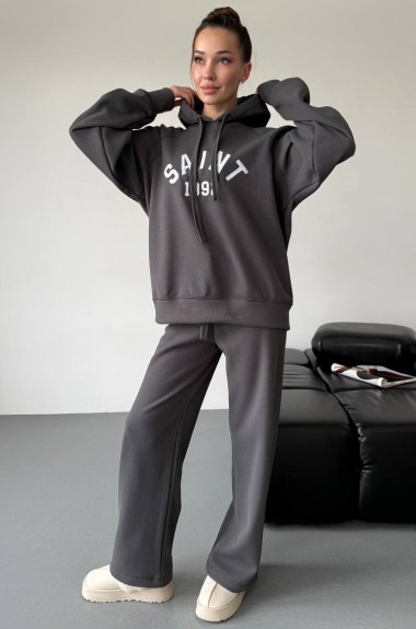 Костюм з вишивкою DMP-R1901A1100