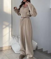 Спортивный костюм женский с широкими брюками DMP-A7005A440