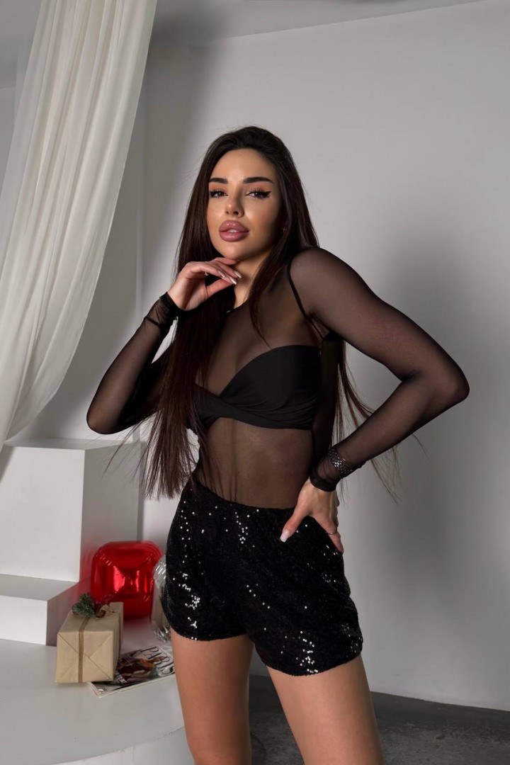 Шорты с пайетками SSY-030A390