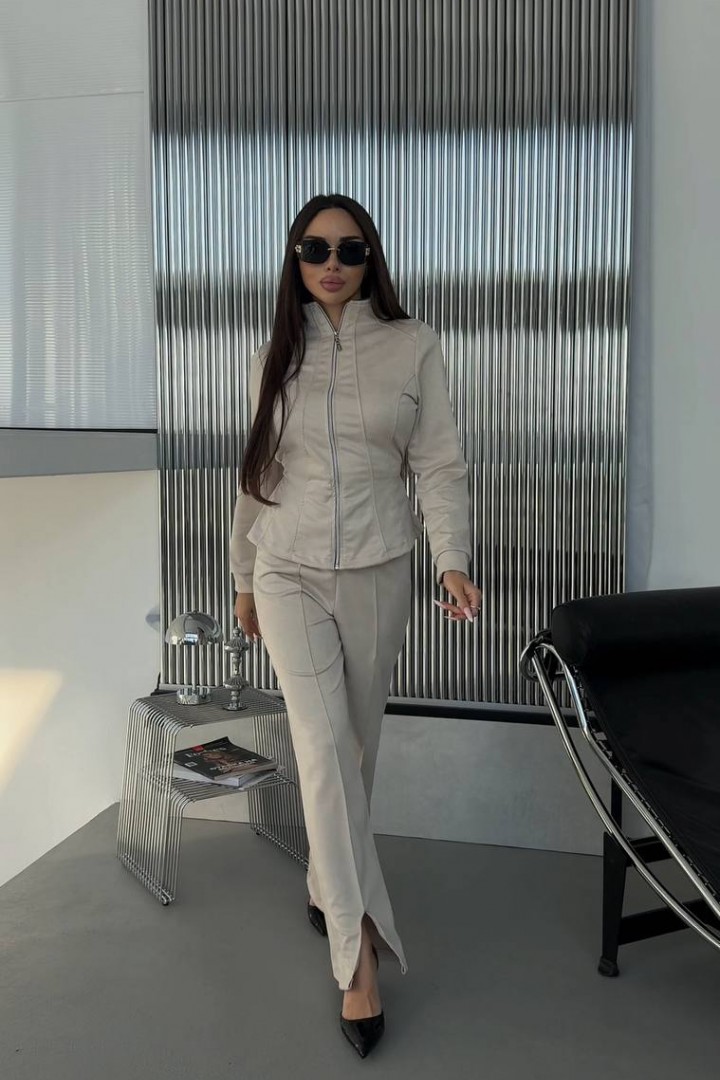 Приталенный жакет и брюки с разрезами INNA-765A780