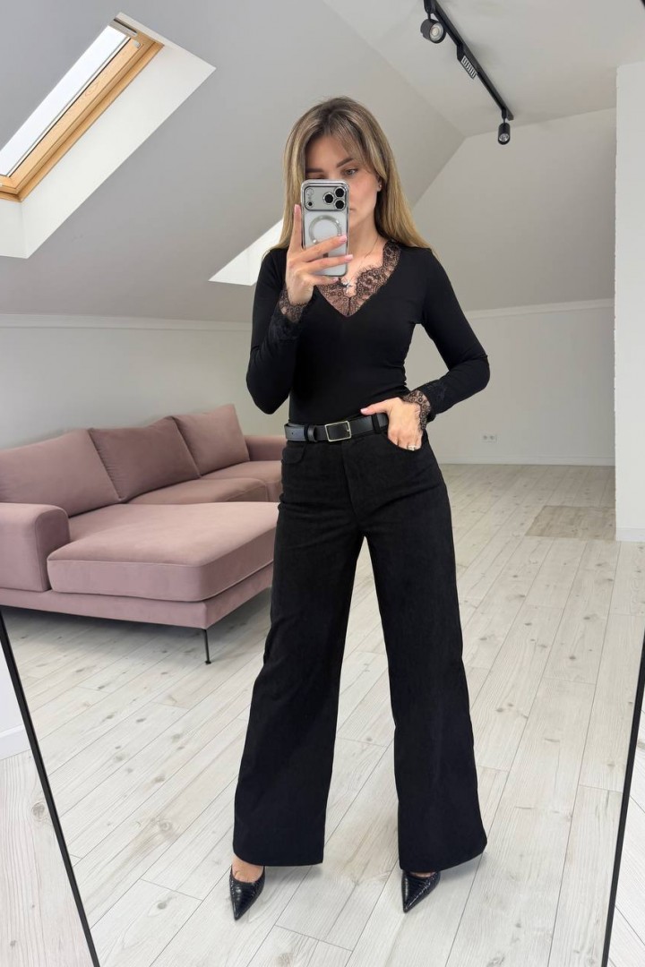 Лонгслив с кружевом KG-135A340