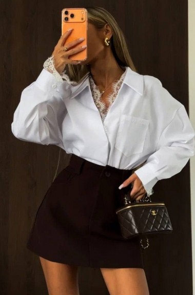 Базовая рубашка с акцентным кружевом IMMA-446A430 Базовая рубашка с акцентным кружевом IMMA-446A430