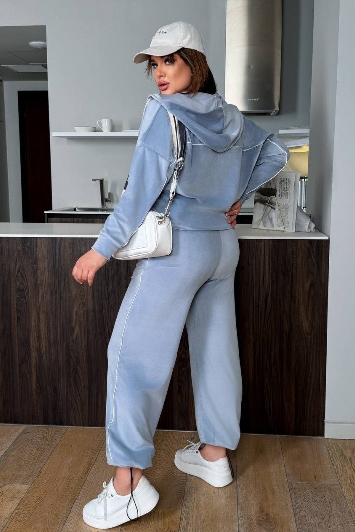 Велюрвый костюм декорированный кантом DV-AR5512A760