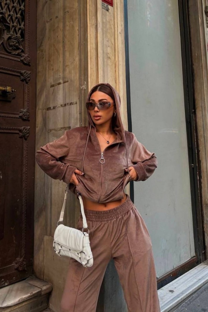 Велюровий спортивний костюм DMP-A7121A520