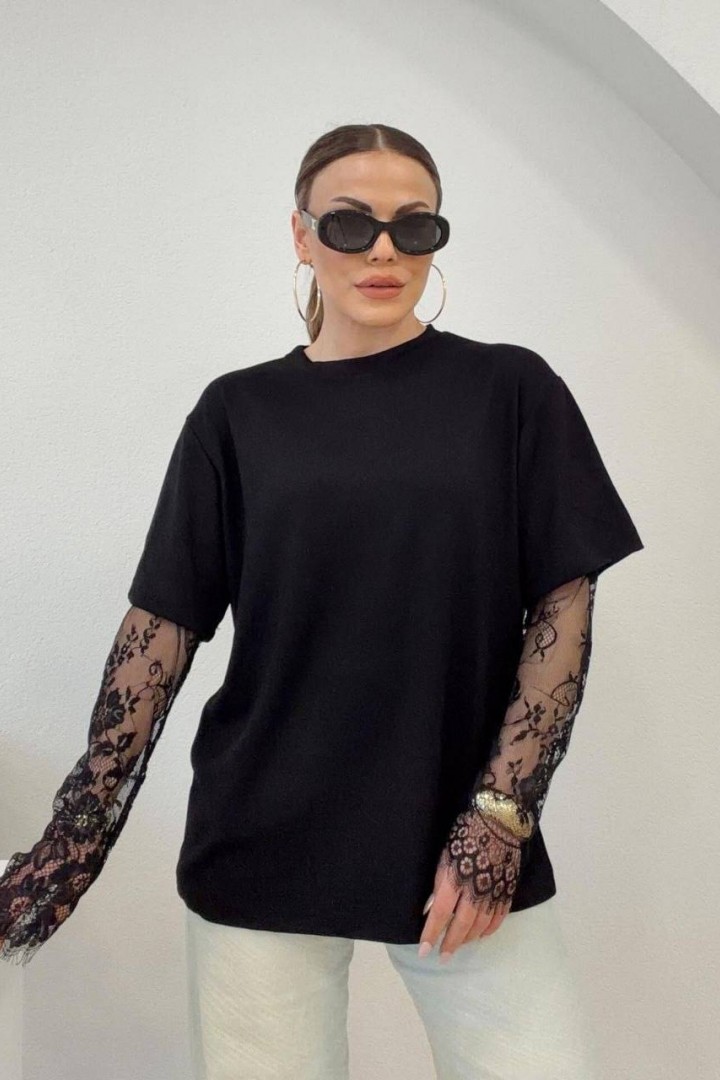 Стильна футболка з мереживними рукавами DAD-252A450