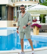 Костюм мужской в полоску DG-p15538.1A550