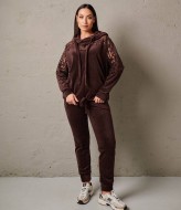 Красивый костюм IS-175A1200