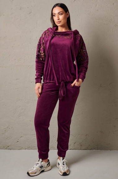 Красивый костюм IS-175A1200