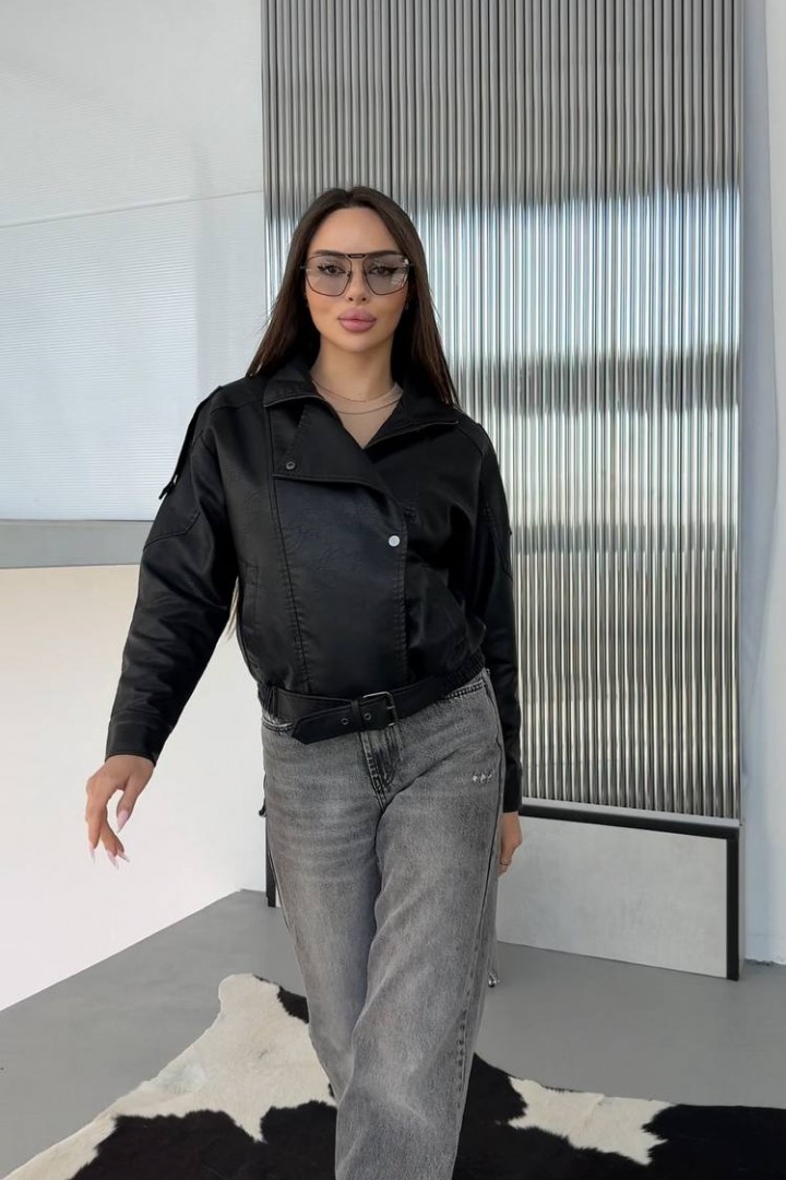 Чорна коротка куртка INNA-09A1200