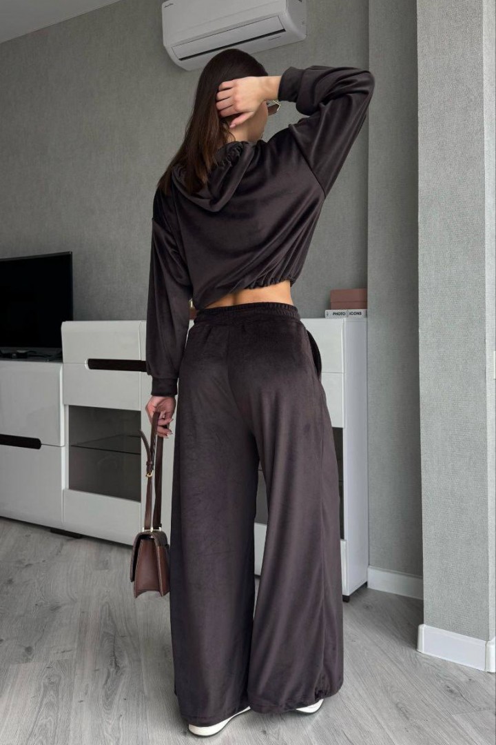 Велюровий костюм з укороченим худі MIK-2498A630