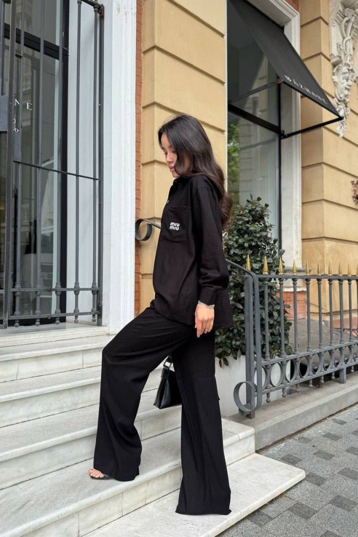 Свободная рубашка и брюки прямого кроя MIK-8072A670