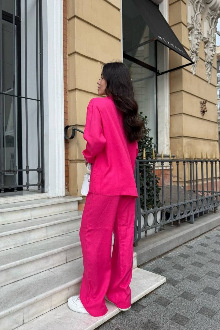 Свободная рубашка и брюки прямого кроя MIK-8072A670