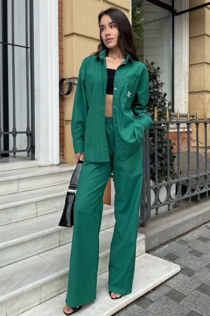 Свободная рубашка и брюки прямого кроя MIK-8072A670